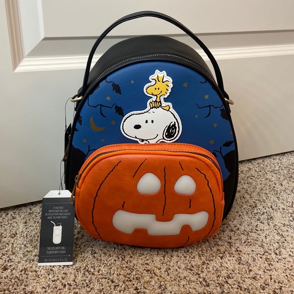 Bioworld | Bags | Peanuts Backpack | Poshmark